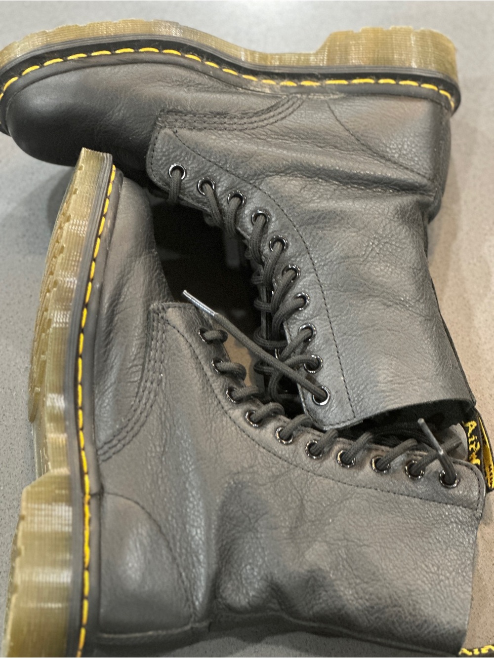 Dr. Martens 1490 Women’s Boots Size 6 Black Virginia Leather 10 Eye Excellent - Picture 5 of 7
